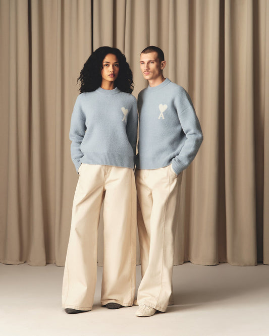 Pull bleu col rond ami de cœur en alpaga